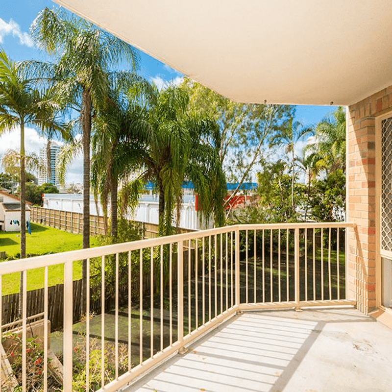 9/35-37 Huth Street, LABRADOR, QLD 4215