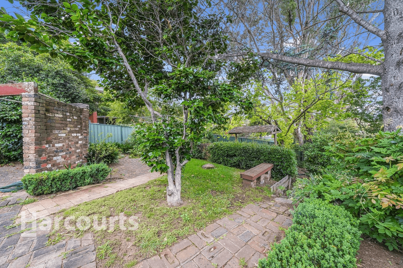 22 Campbellfield Avenue, Bradbury, NSW 2560