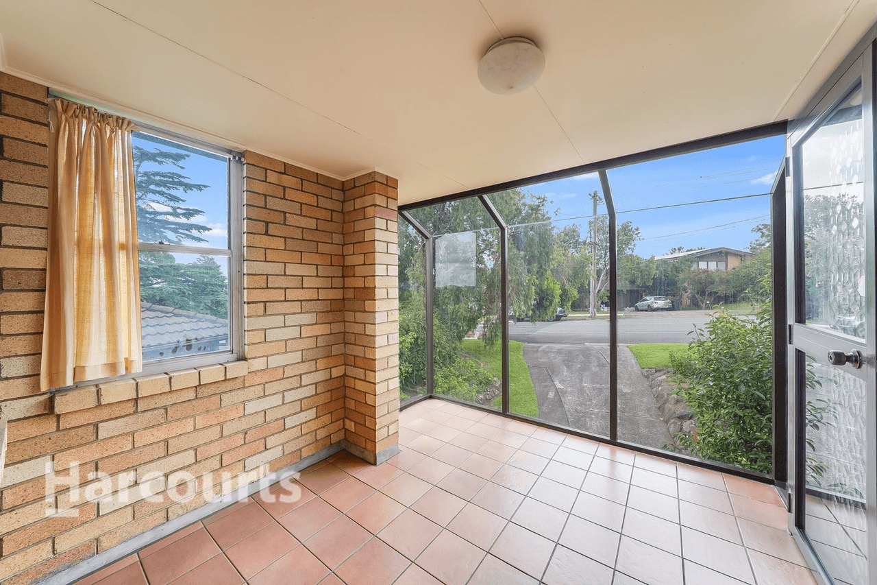 22 Campbellfield Avenue, Bradbury, NSW 2560