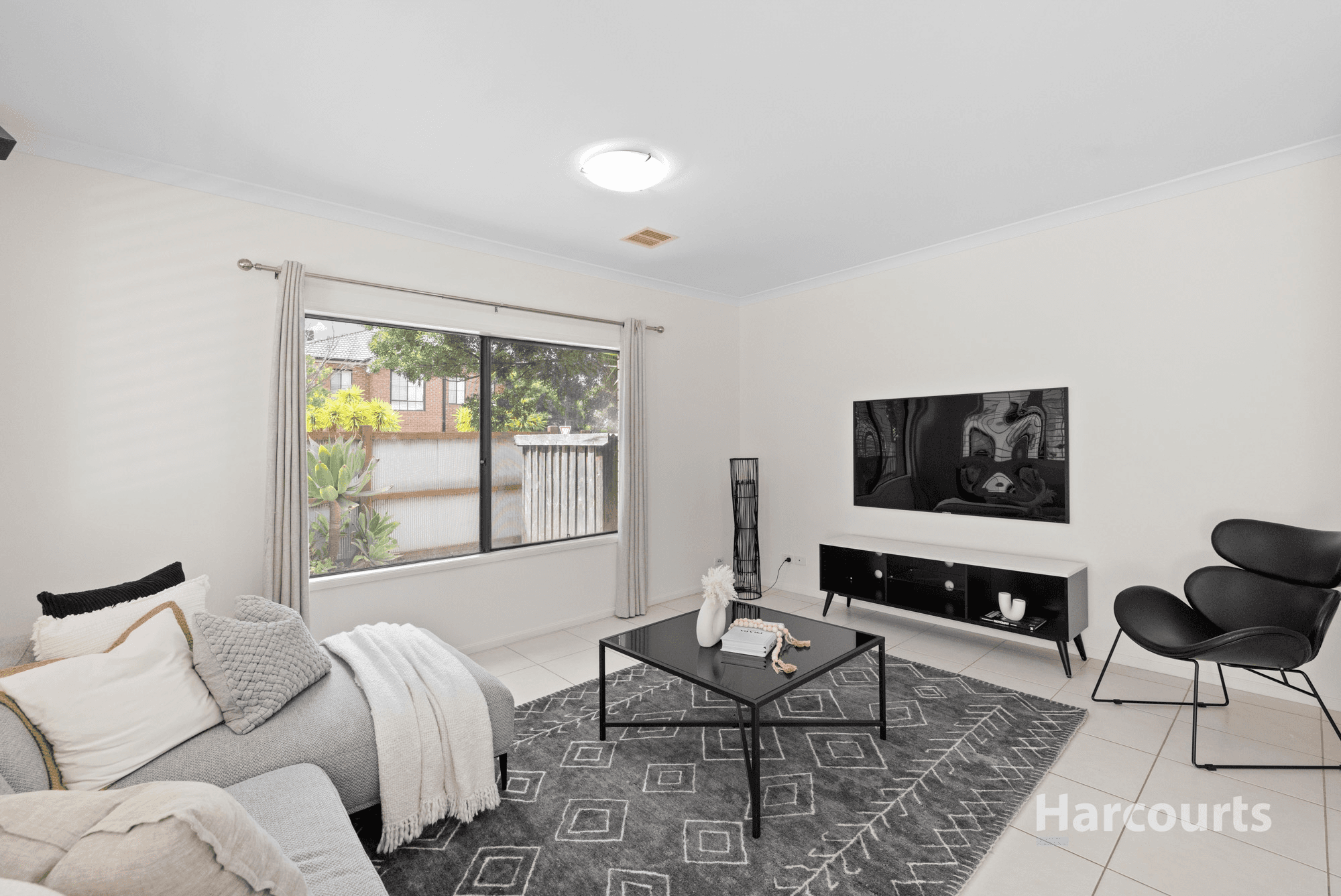 35 The Avenue, Caroline Springs, VIC 3023