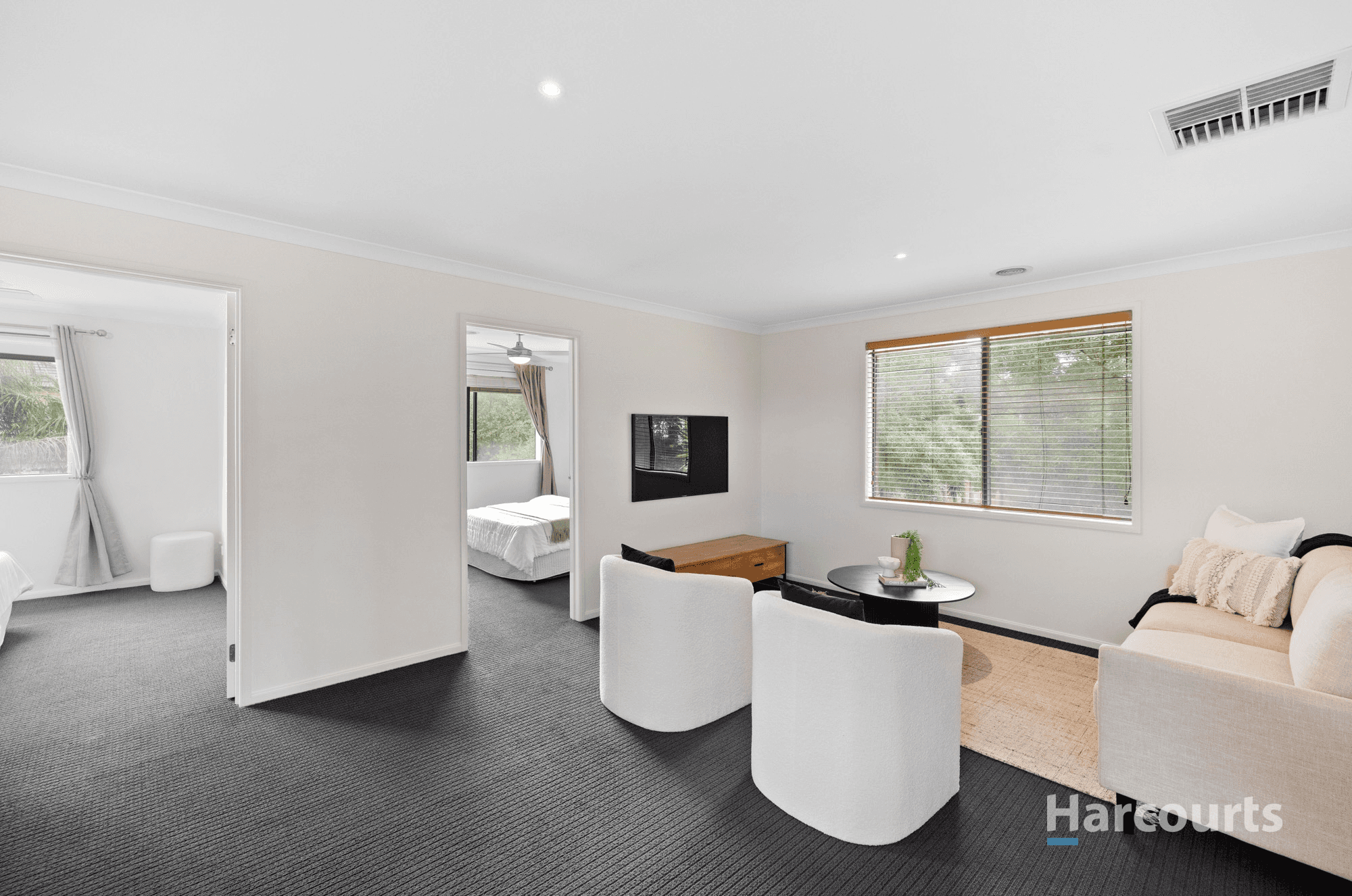 35 The Avenue, Caroline Springs, VIC 3023