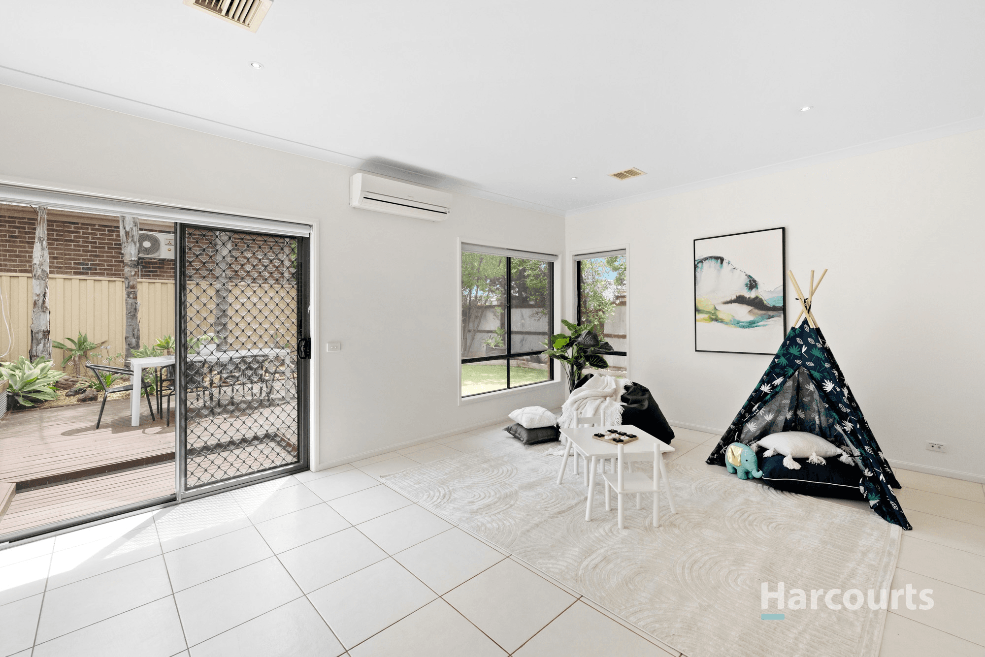 35 The Avenue, Caroline Springs, VIC 3023