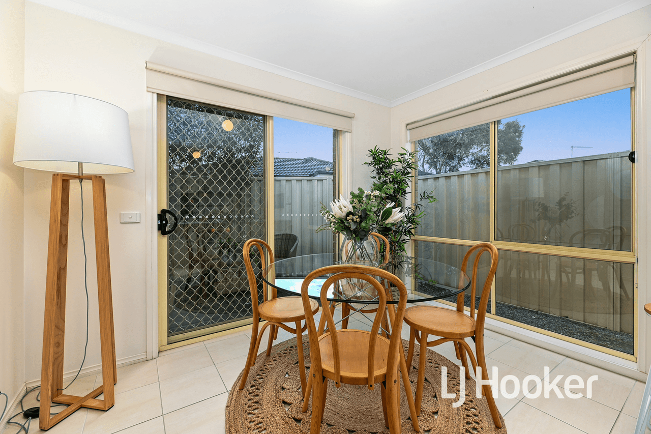 6 Belvedere Drive, PAKENHAM, VIC 3810