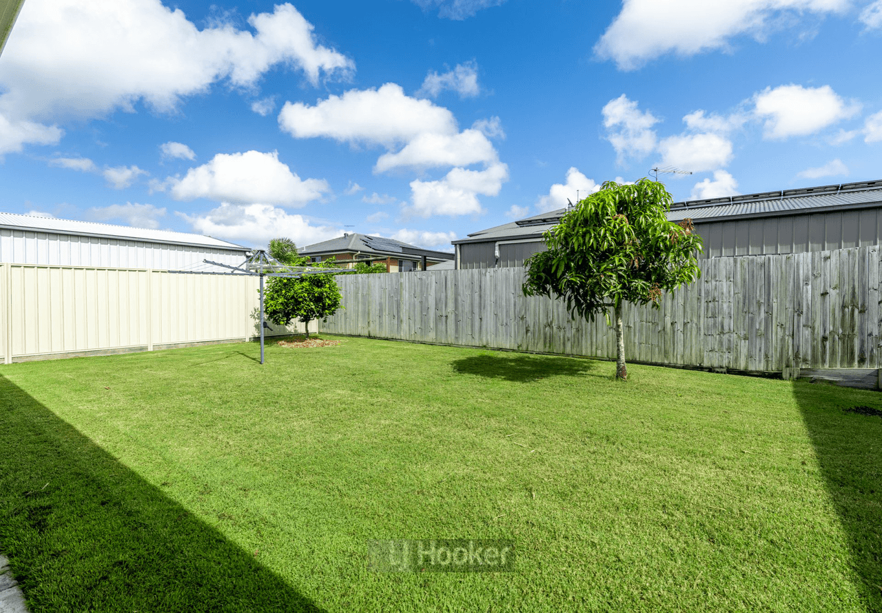 21 Robyn Court, LOGAN VILLAGE, QLD 4207