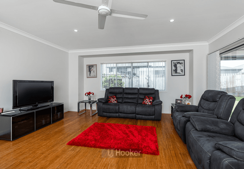 21 Robyn Court, LOGAN VILLAGE, QLD 4207