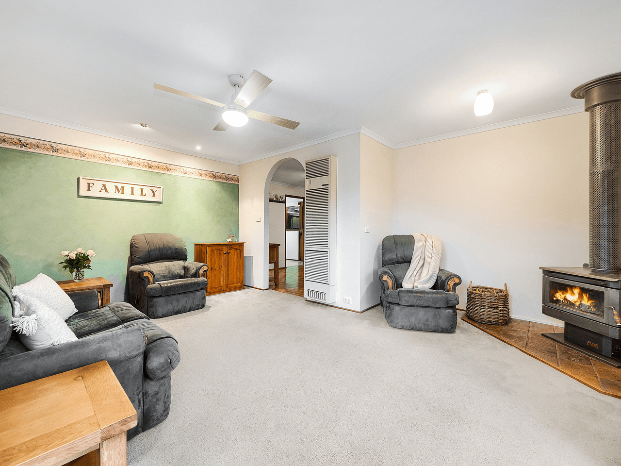 1 Sturrock Court, BERWICK, VIC 3806