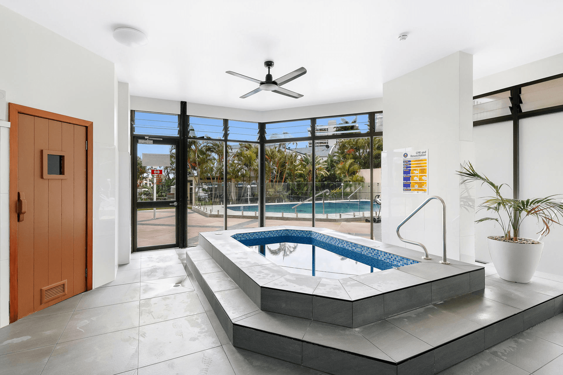 3-5 Admiralty Drive, Paradise Waters, QLD 4217