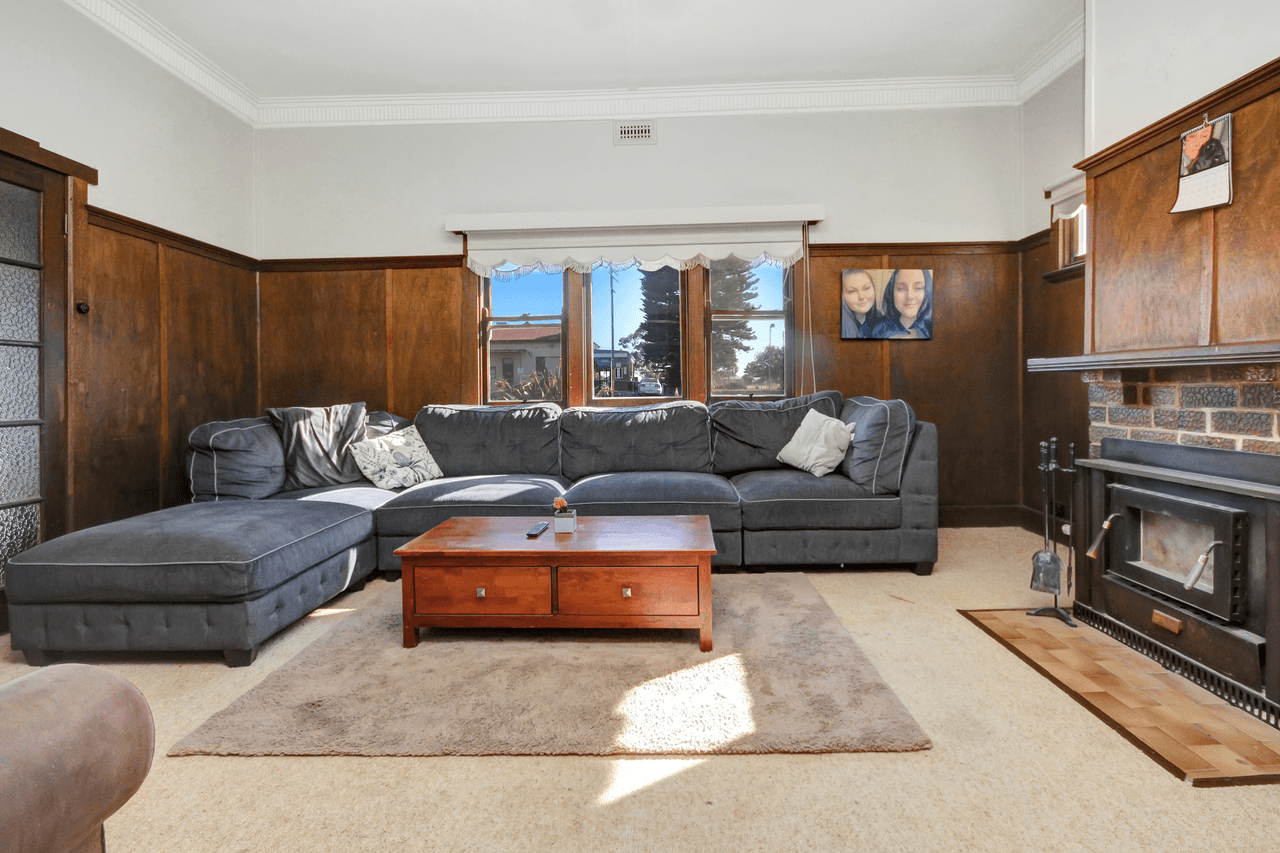 32 Railway Avenue, HORSHAM, VIC 3400