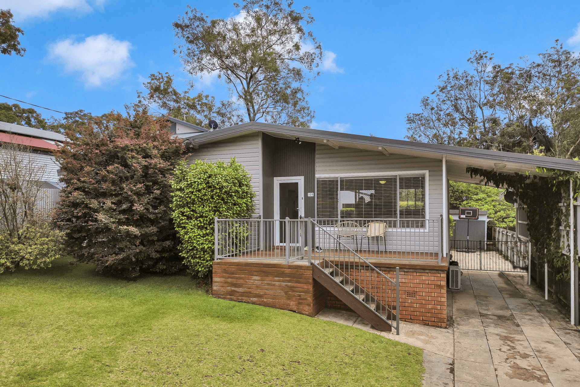 109 Marks Road, Gorokan, NSW 2263