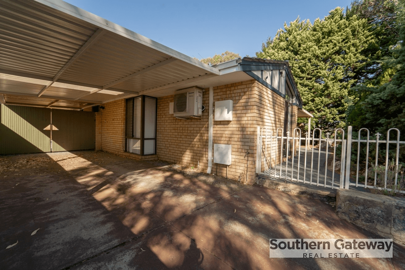 16 Skottowe Parkway, PARMELIA, WA 6167