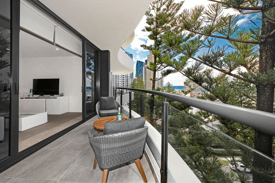 702/95-97 Old Burleigh Road, BROADBEACH, QLD 4218