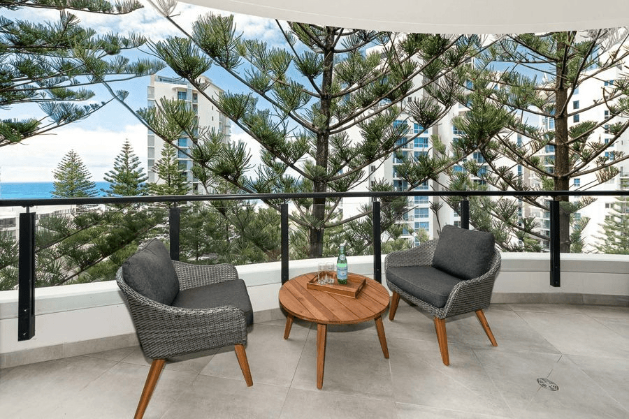 702/95-97 Old Burleigh Road, BROADBEACH, QLD 4218