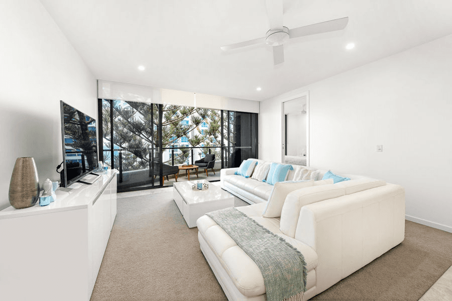 702/95-97 Old Burleigh Road, BROADBEACH, QLD 4218