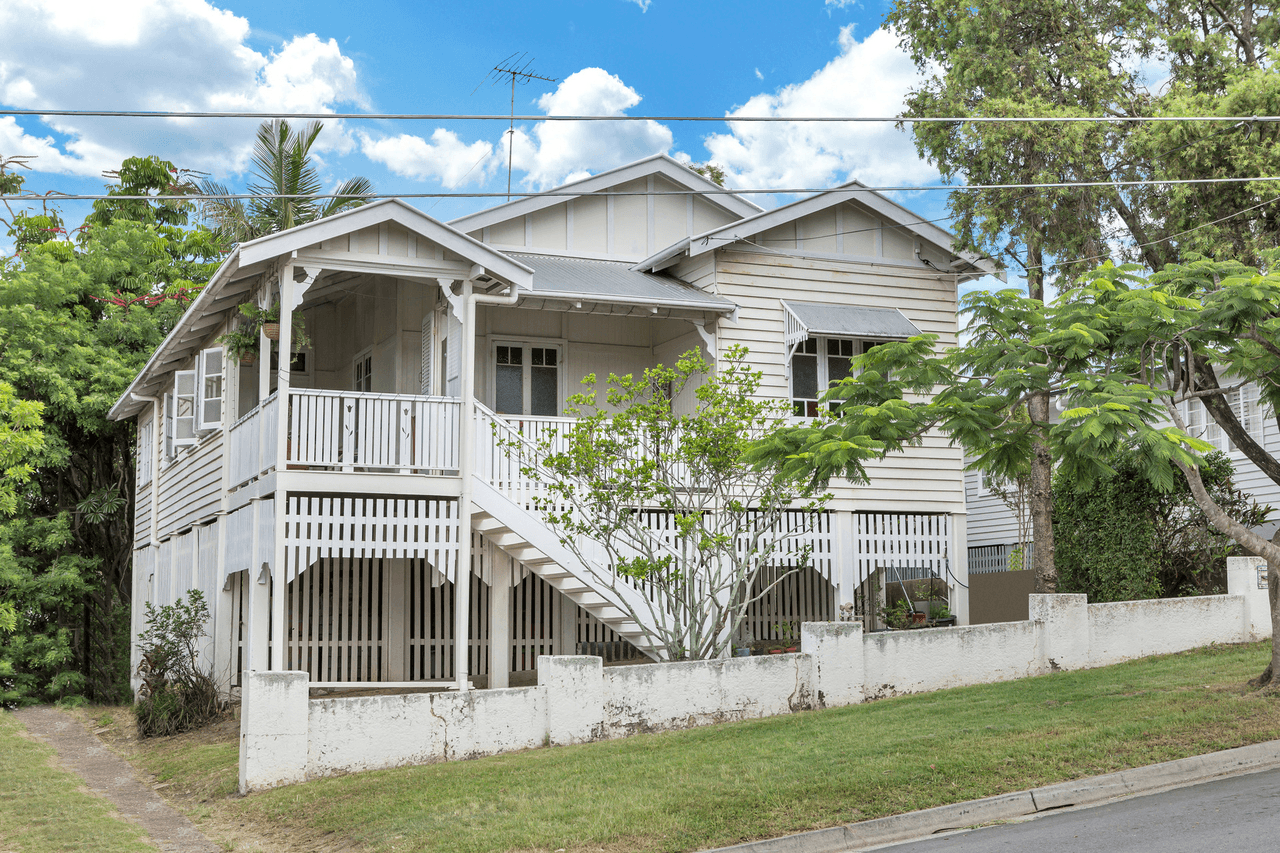 23 Crescent Road, Kelvin Grove, QLD 4059