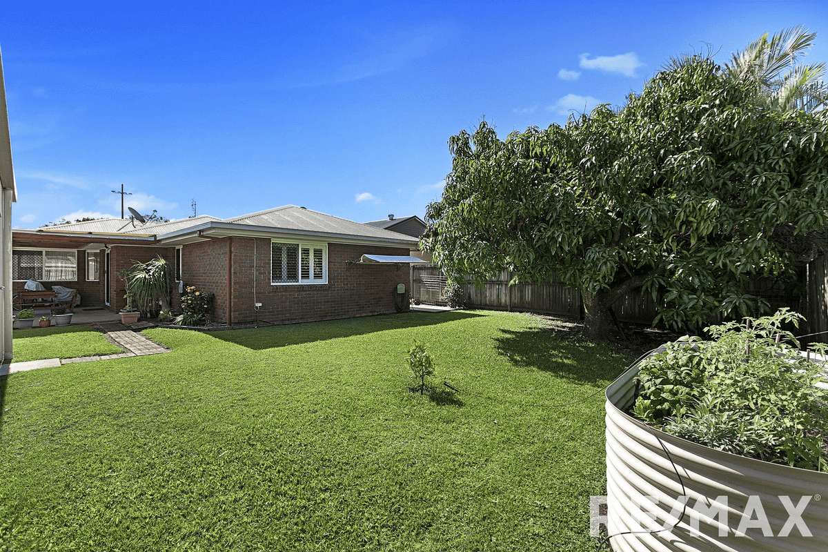 150 Bideford Street, Torquay, QLD 4655