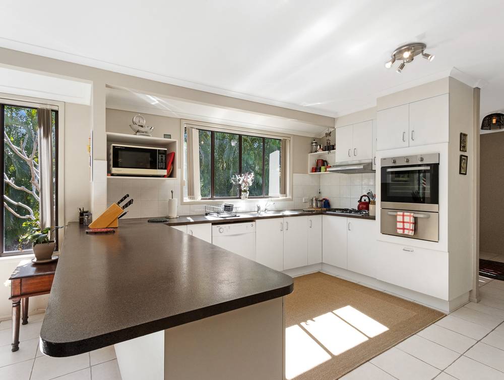 49 Wellington Crescent, WONDUNNA, QLD 4655