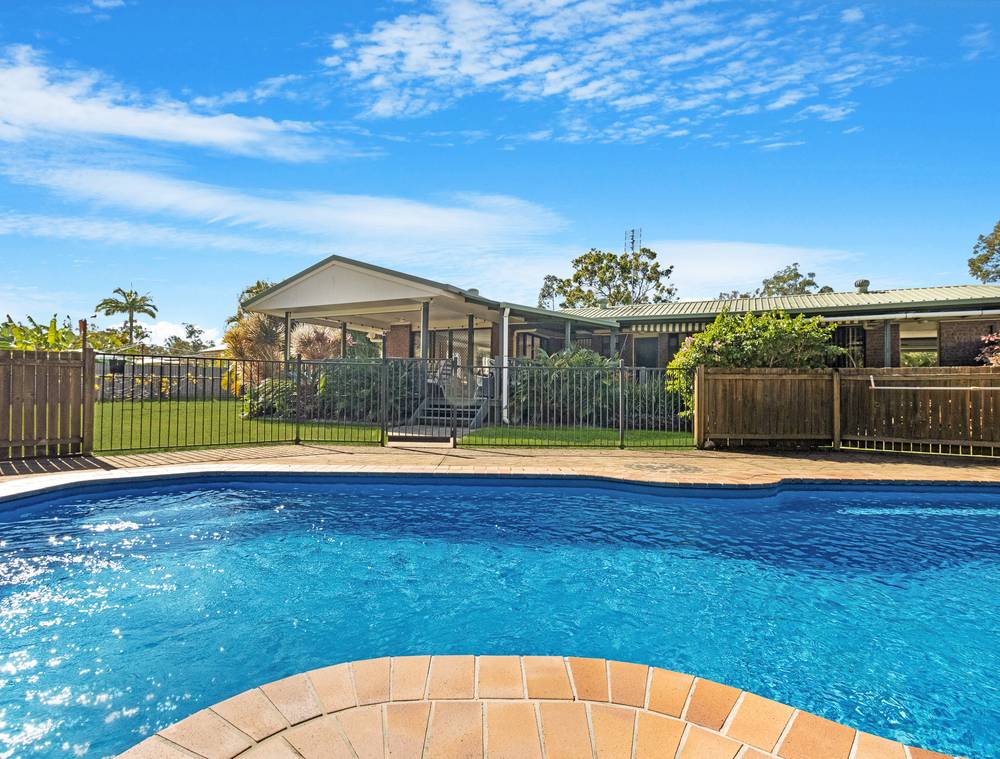 49 Wellington Crescent, WONDUNNA, QLD 4655