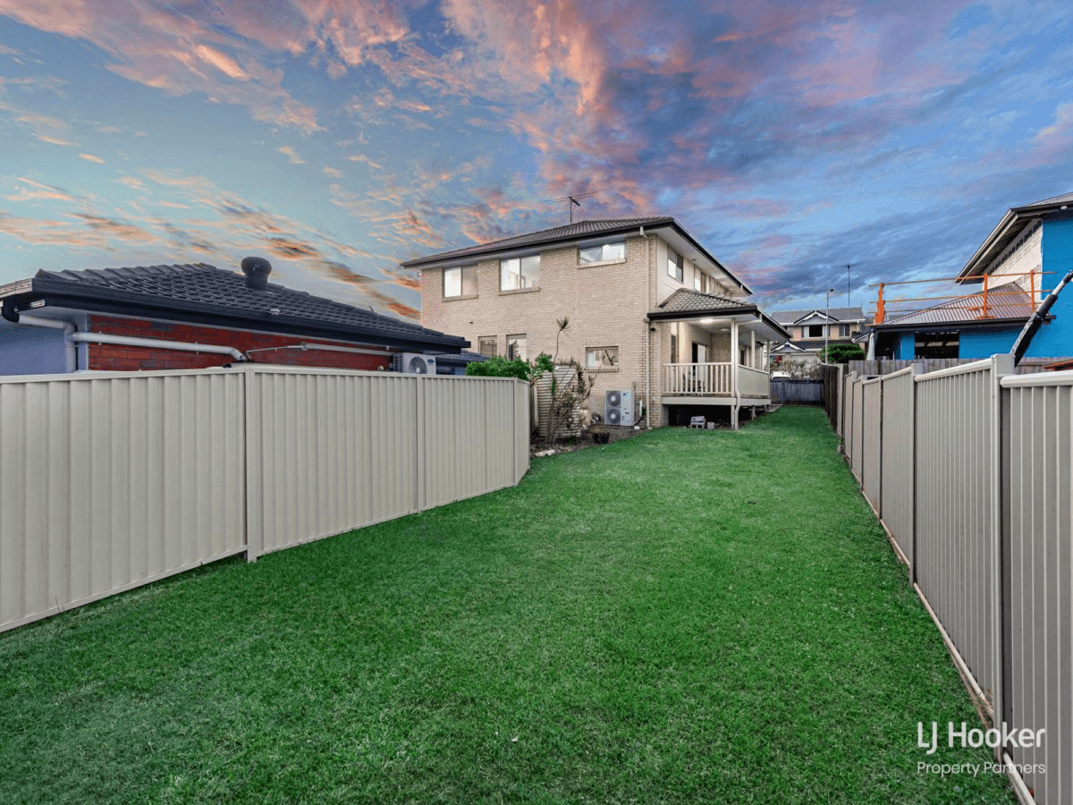 4 Andree Place, WISHART, QLD 4122