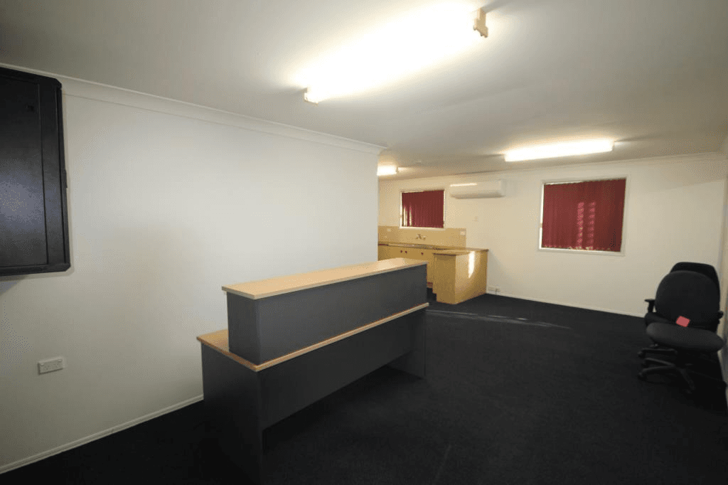 25 ALBERT STREET, ROCKHAMPTON CITY, QLD 4700