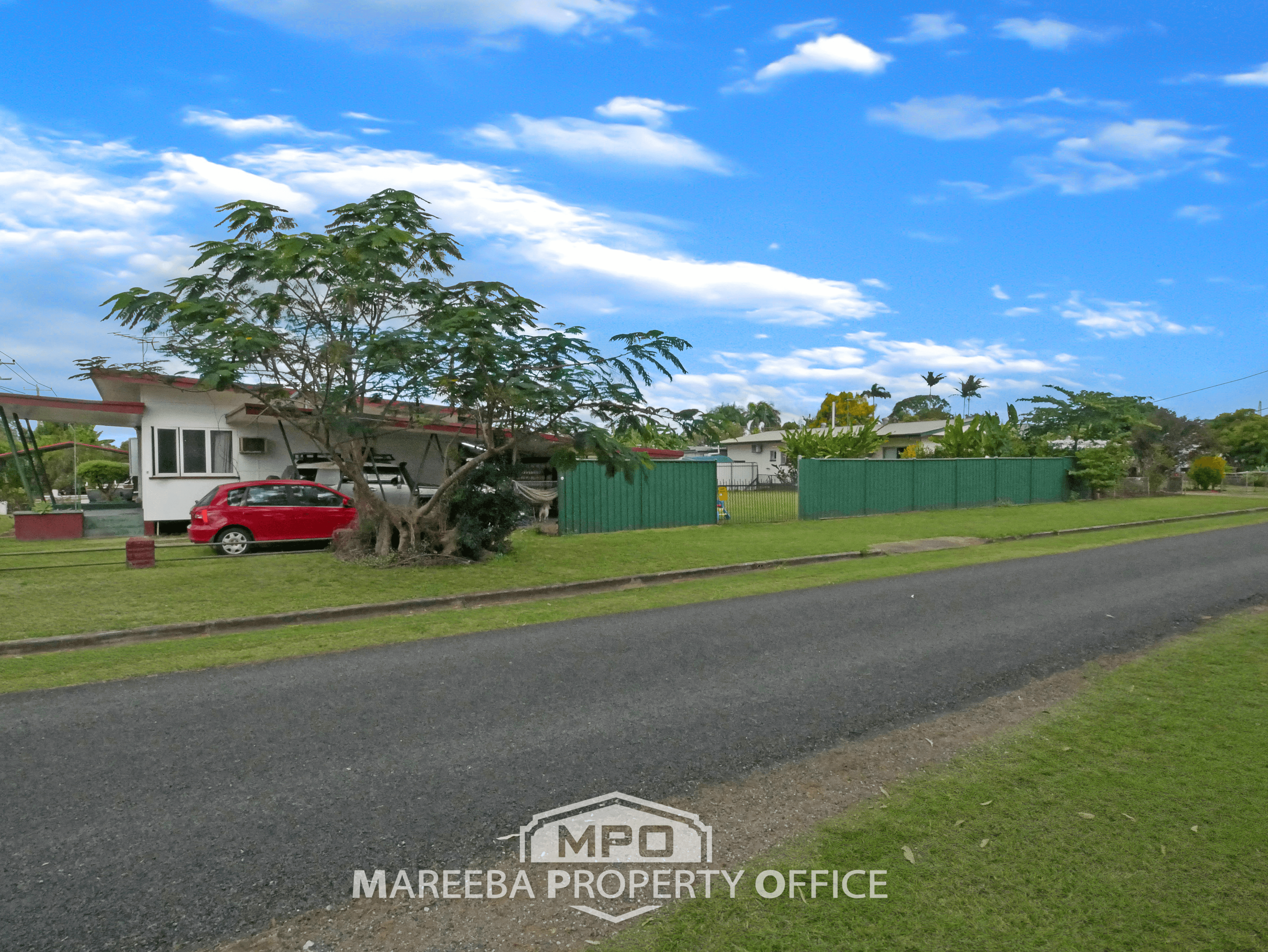 8 Kenneally Road, MAREEBA, QLD 4880