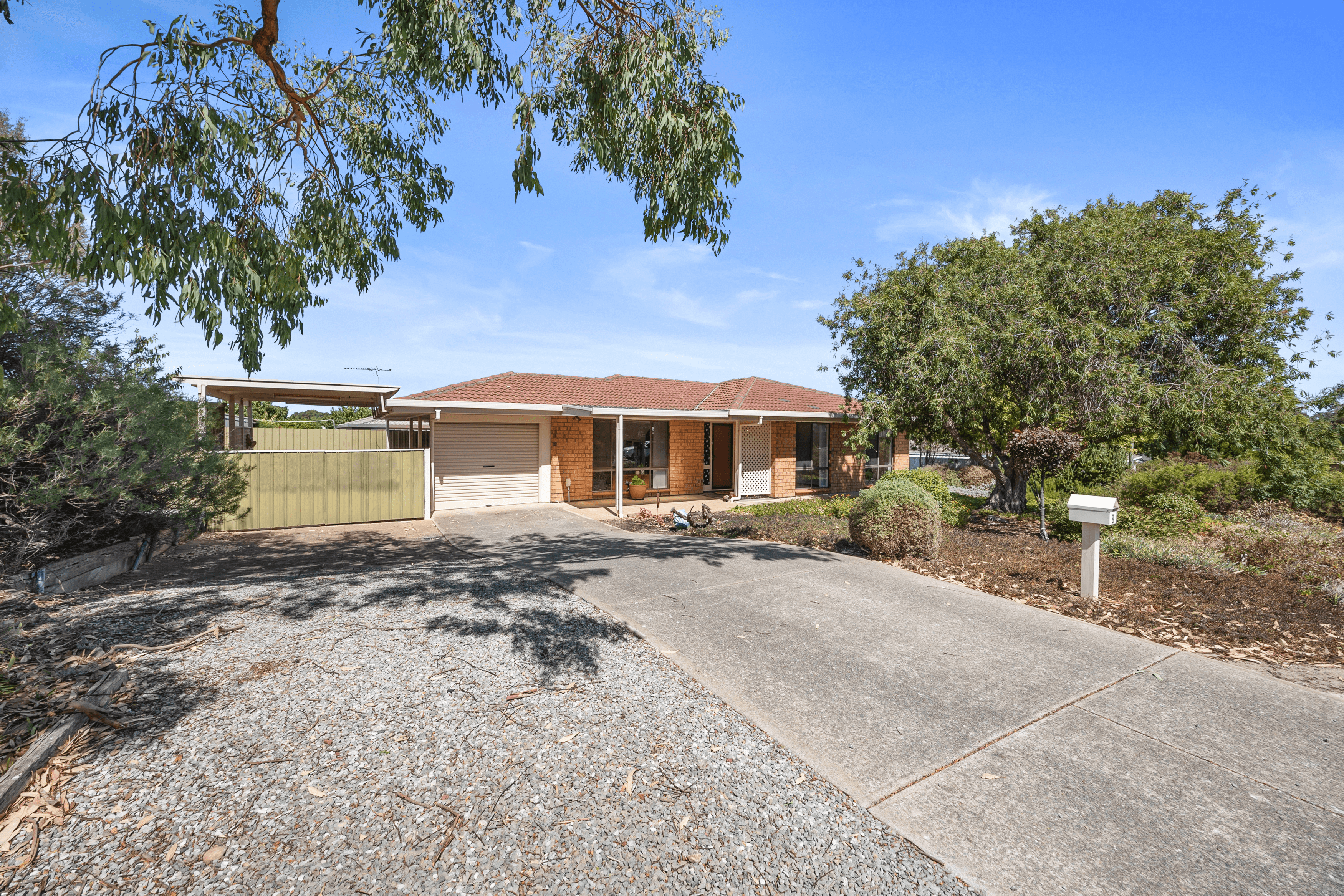 8 Gamay Drive, OLD REYNELLA, SA 5161