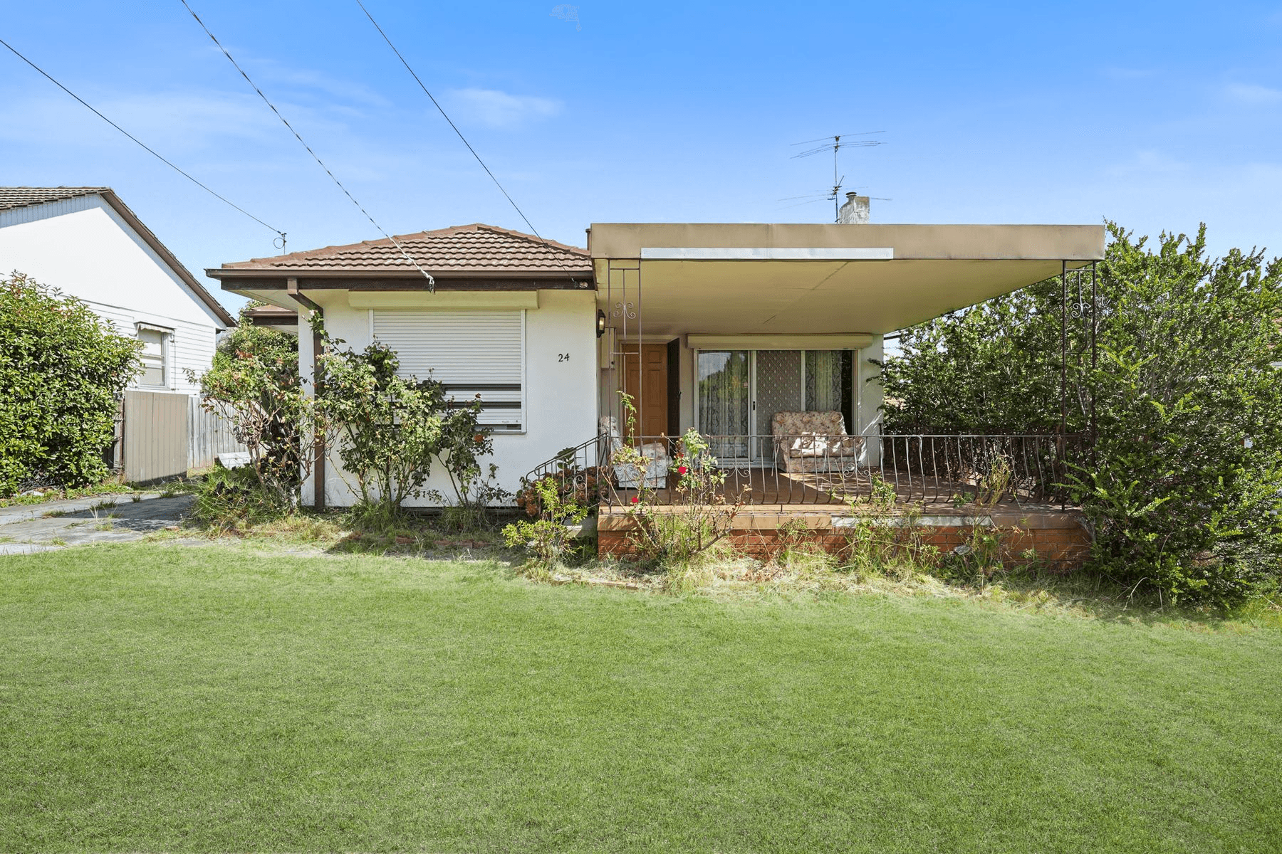 24 Bottlebrush Drive, DOVETON, VIC 3177