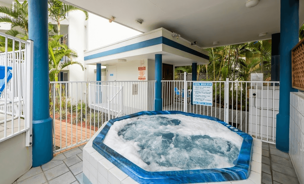 10/13 Anne Avenue, BROADBEACH, QLD 4218