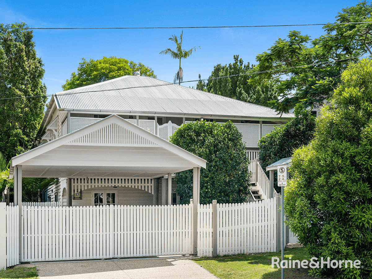 17 Carnarvon Road, INDOOROOPILLY, QLD 4068