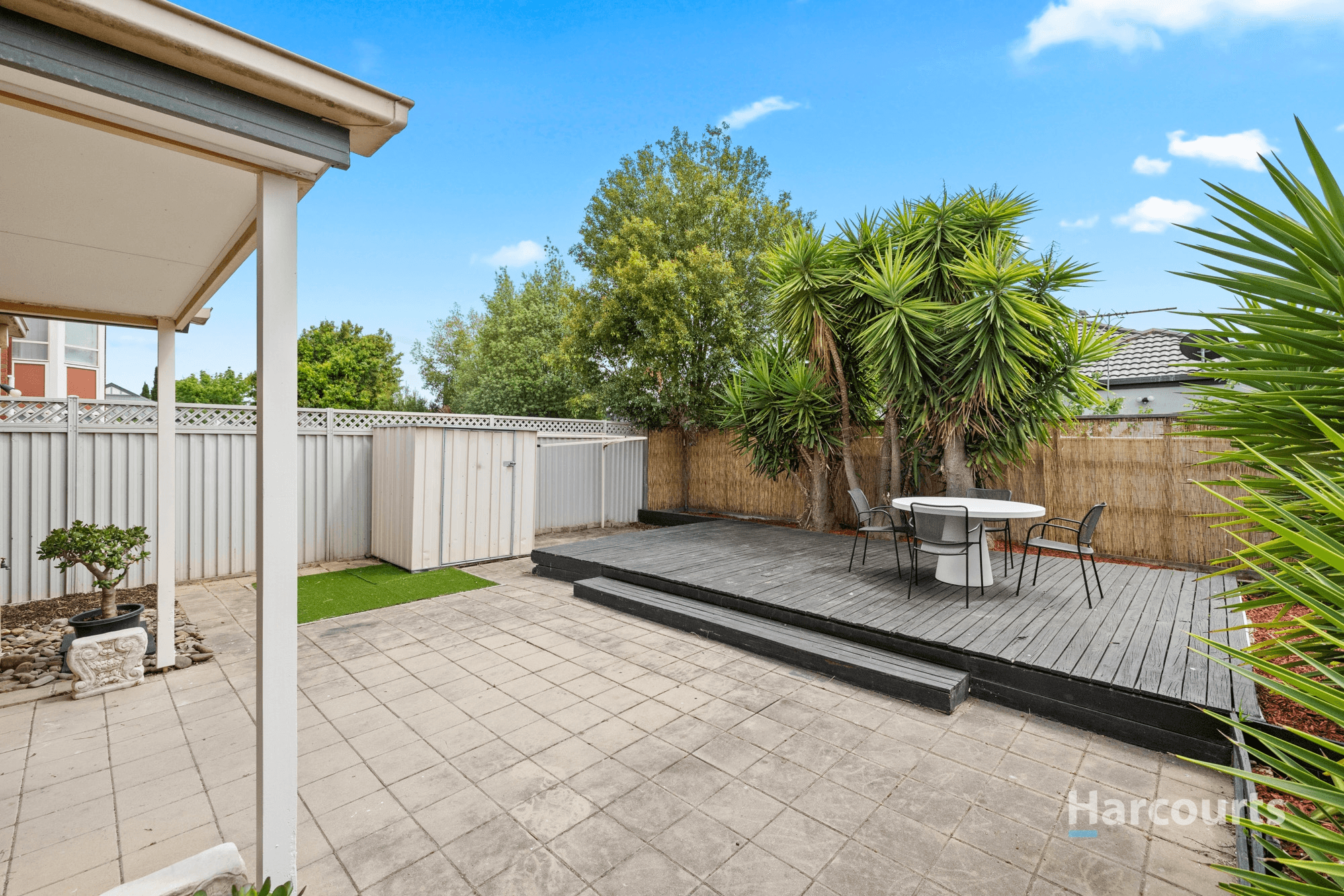 3 Smethwick Green, Caroline Springs, VIC 3023