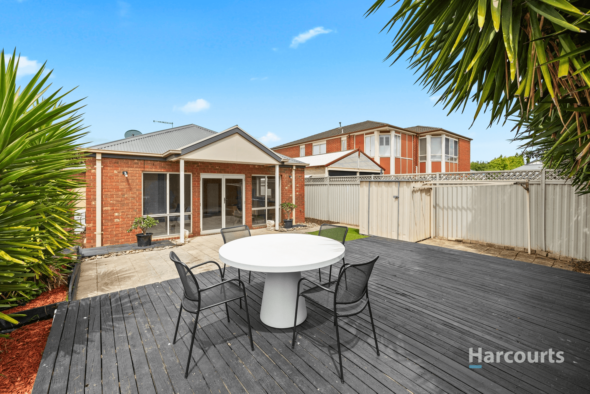 3 Smethwick Green, Caroline Springs, VIC 3023