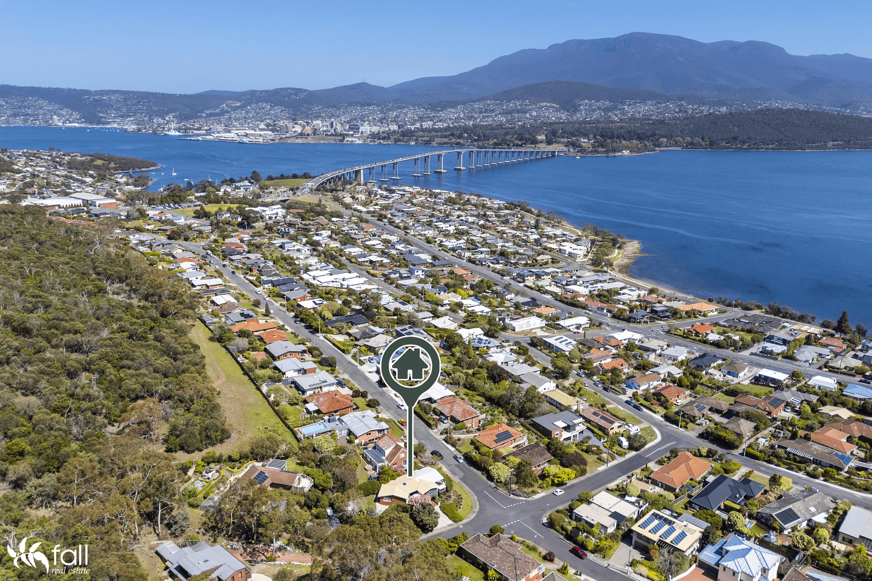 51 Cornwall Street, ROSE BAY, TAS 7015