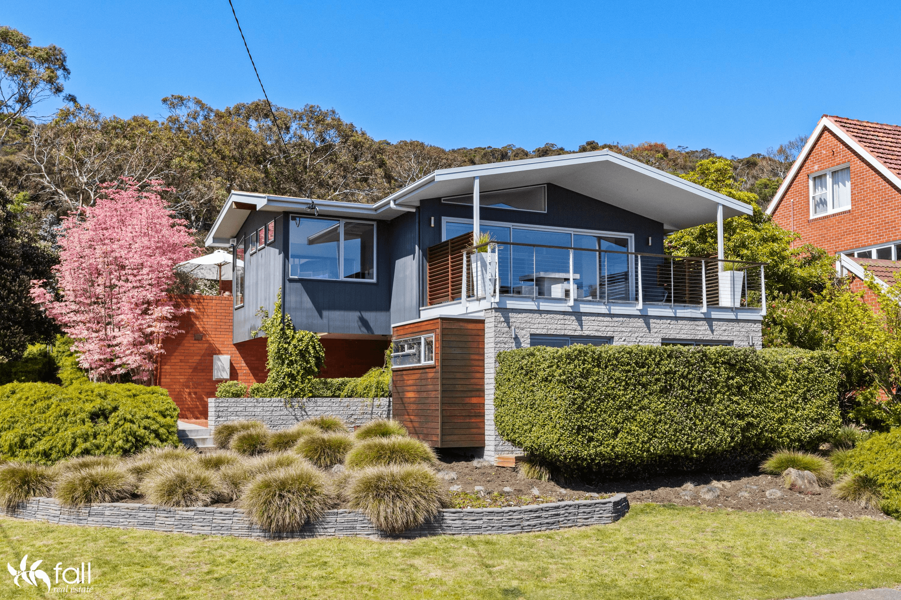 51 Cornwall Street, ROSE BAY, TAS 7015