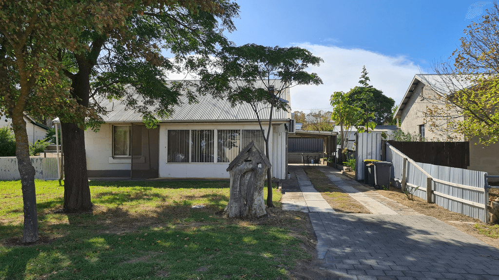 23 MCCOY Street, NARACOORTE, SA 5271