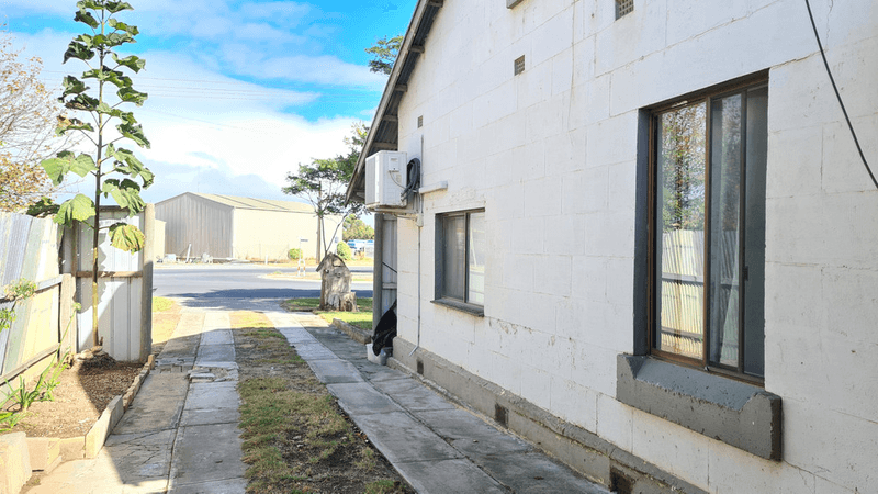 23 MCCOY Street, NARACOORTE, SA 5271