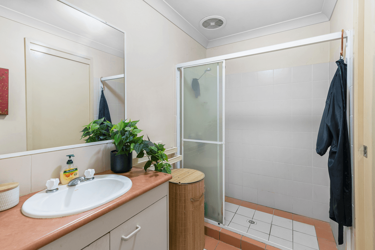 22/31 Simpsons Road, ELANORA, QLD 4221