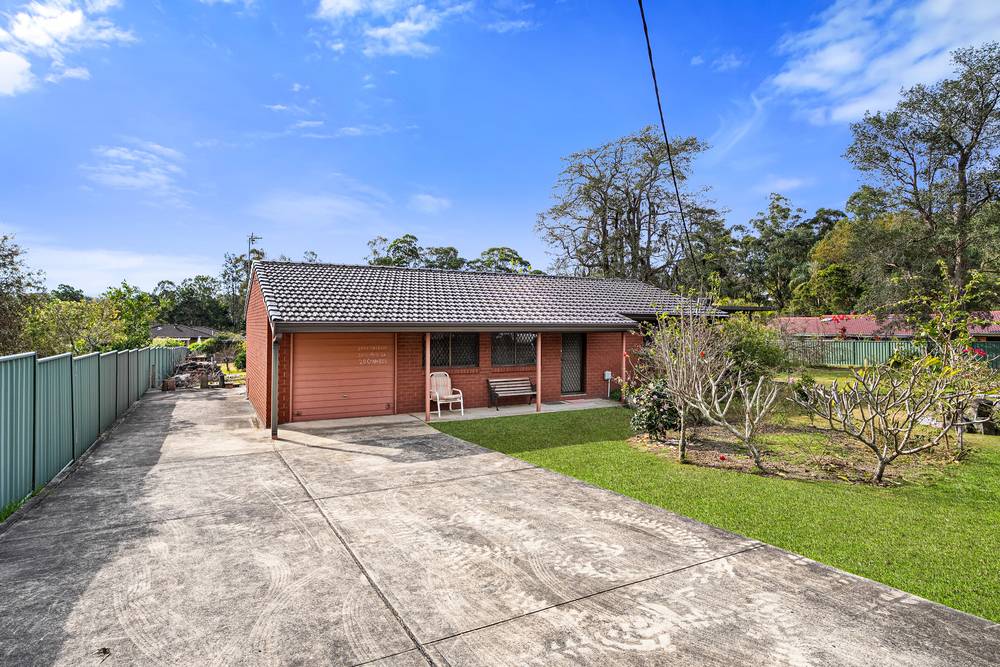 10-12 Compton Street, North Gosford, NSW 2250