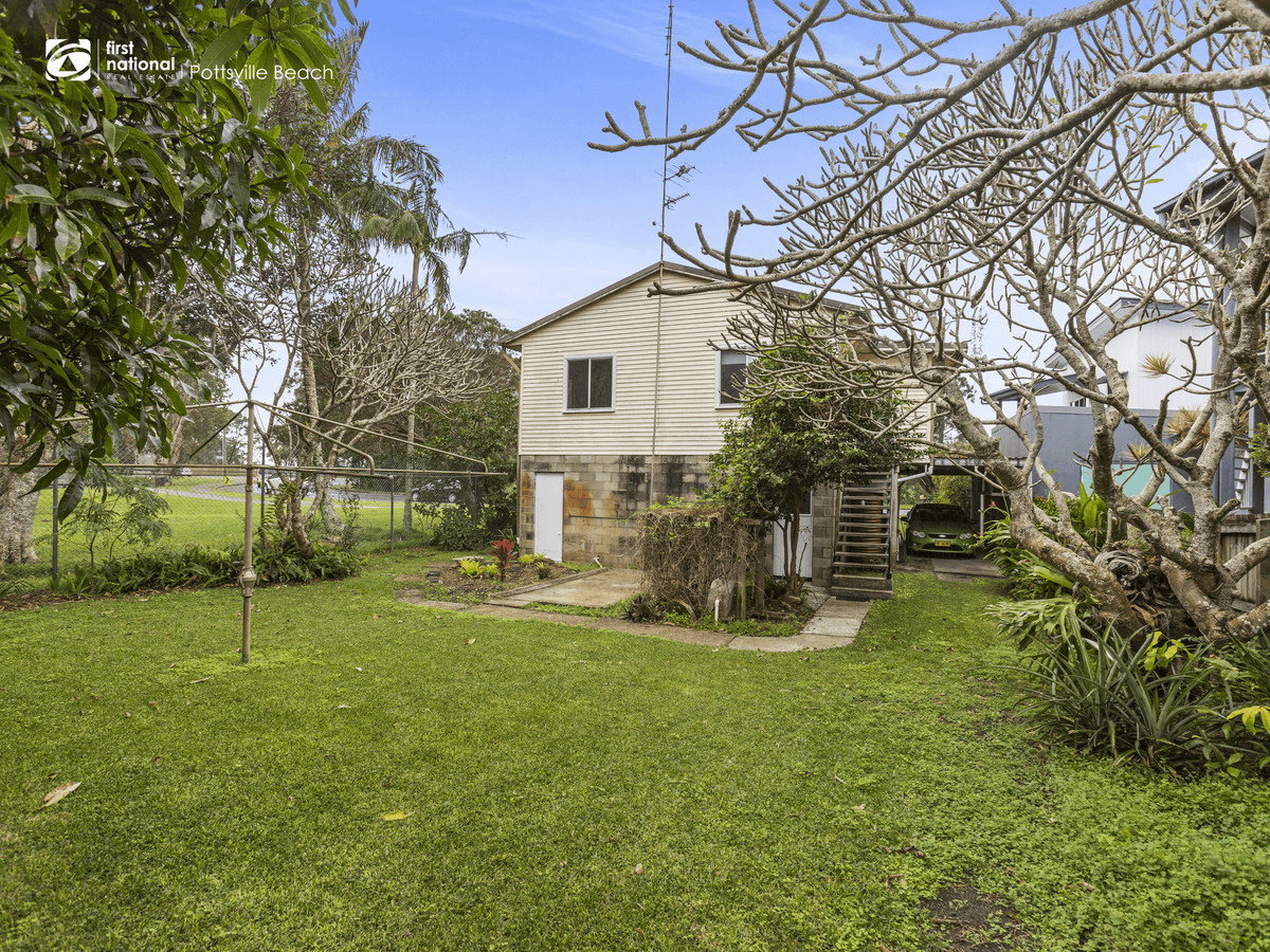 10 Philip Street, Pottsville, NSW 2489