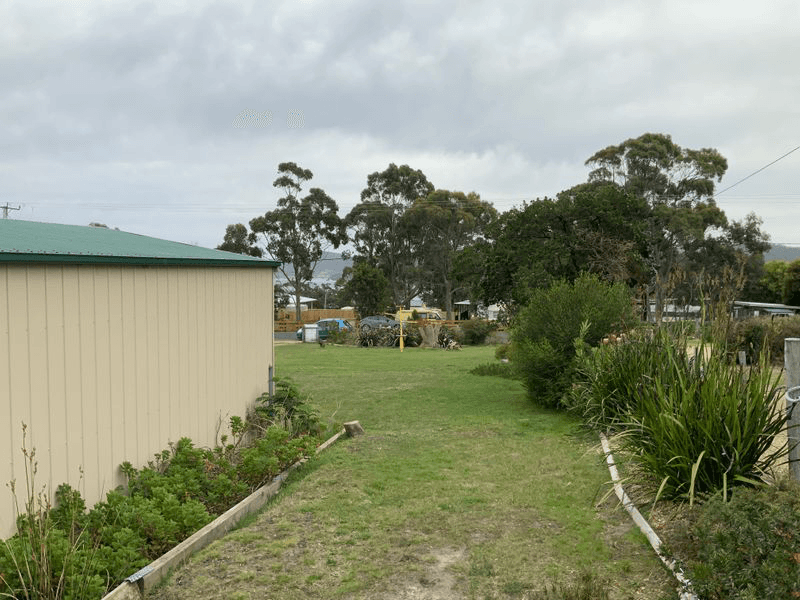 21 Fox Avenue, WHITE BEACH, TAS 7184