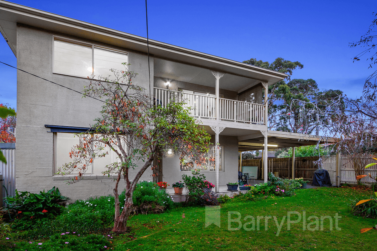 11 Mcmahons Road, Ferntree Gully, VIC 3156