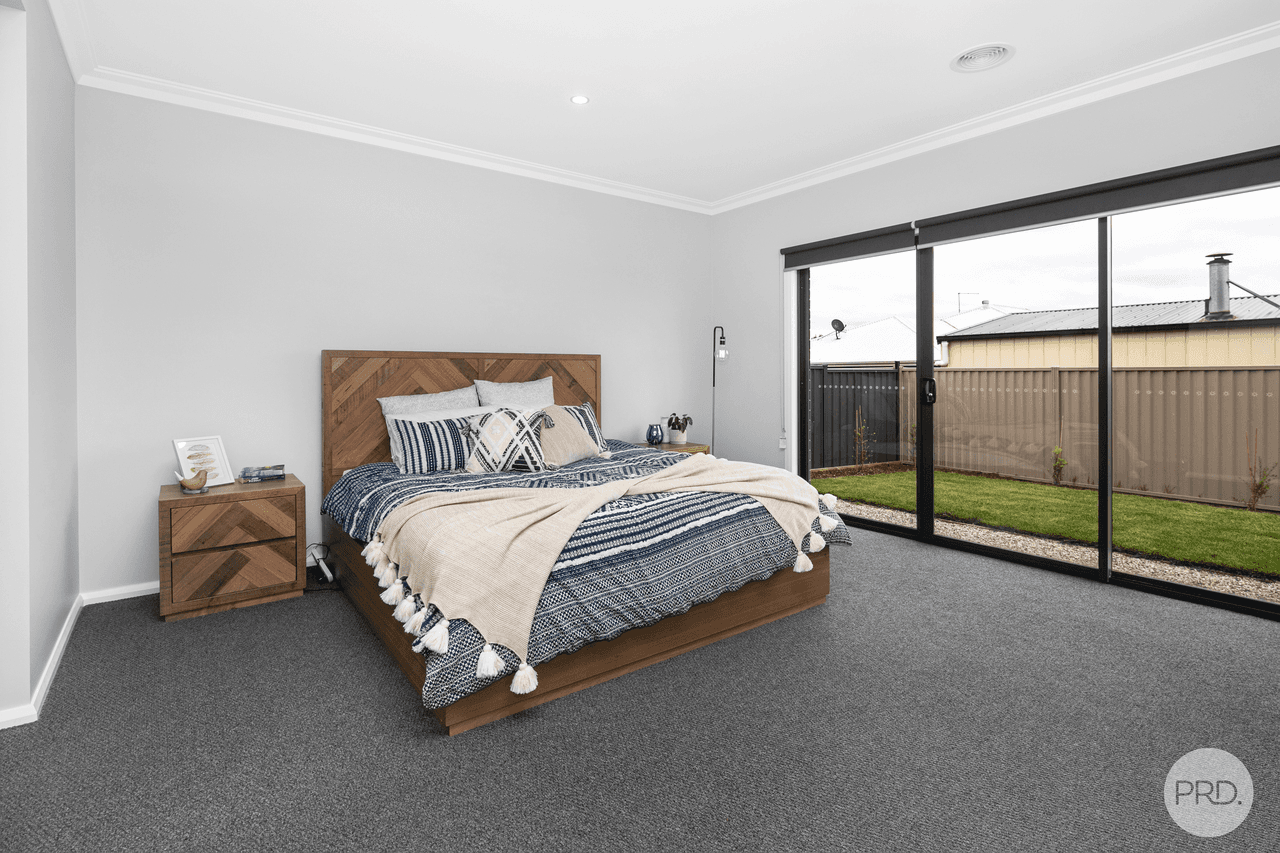 18 Mary Drive, ALFREDTON, VIC 3350