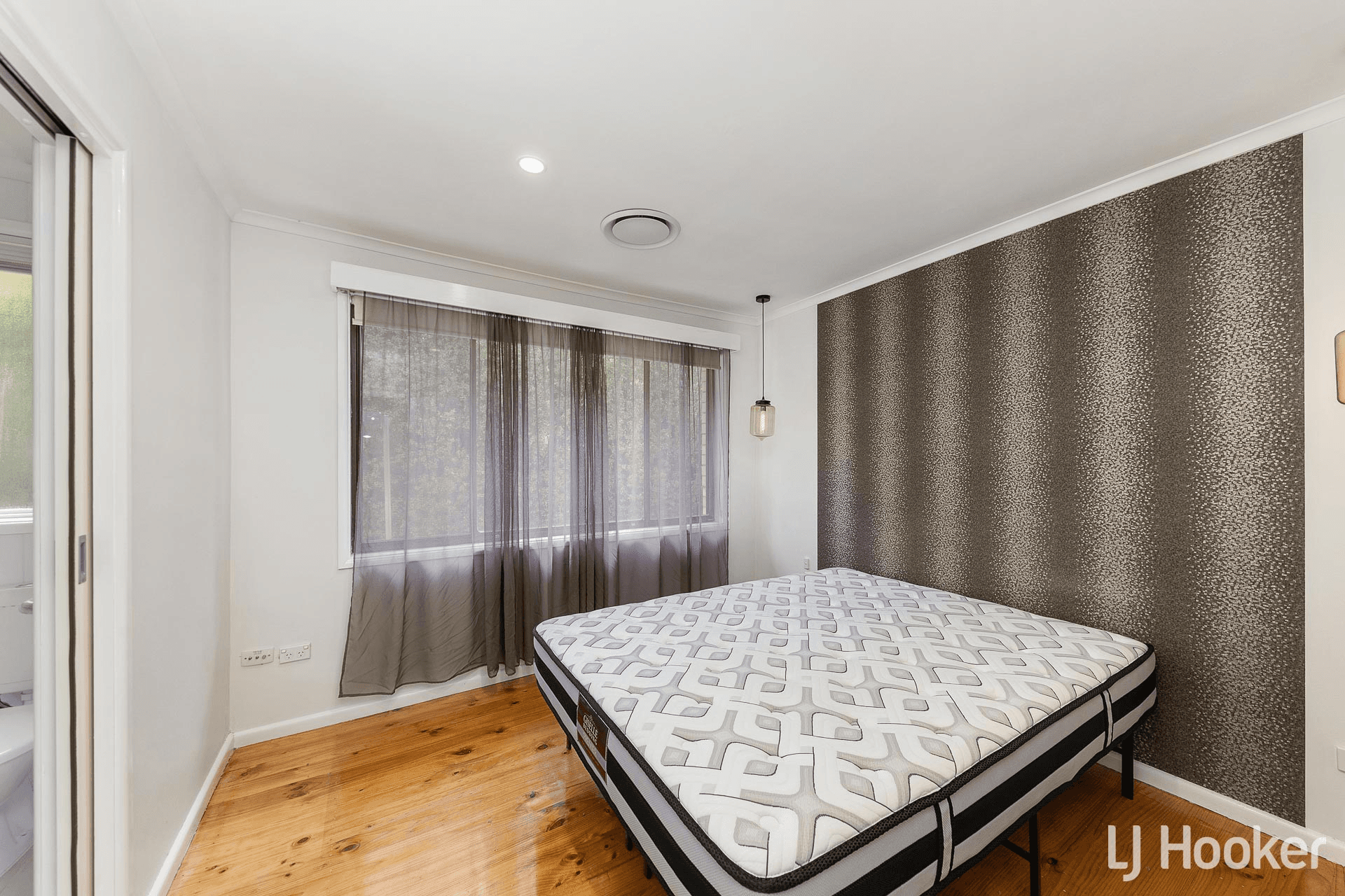 14 Linger Place, MELBA, ACT 2615