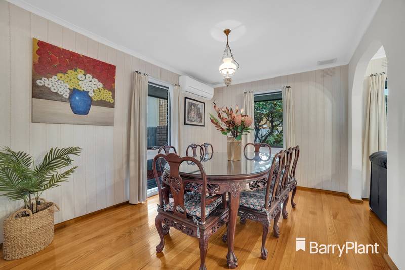 5 Greenways Road, Glen Waverley, VIC 3150