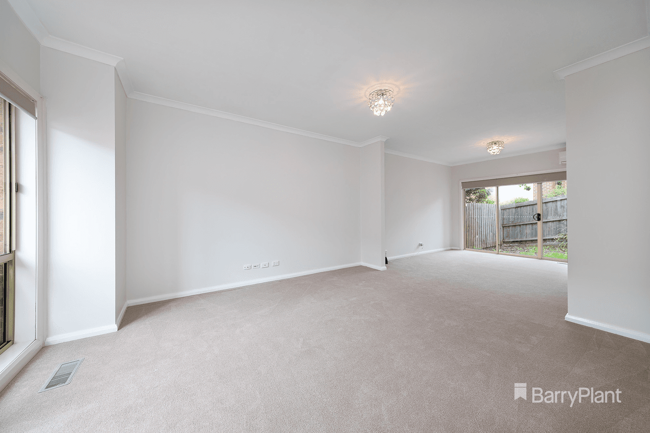 3/10 Shankland Boulevard, Meadow Heights, VIC 3048