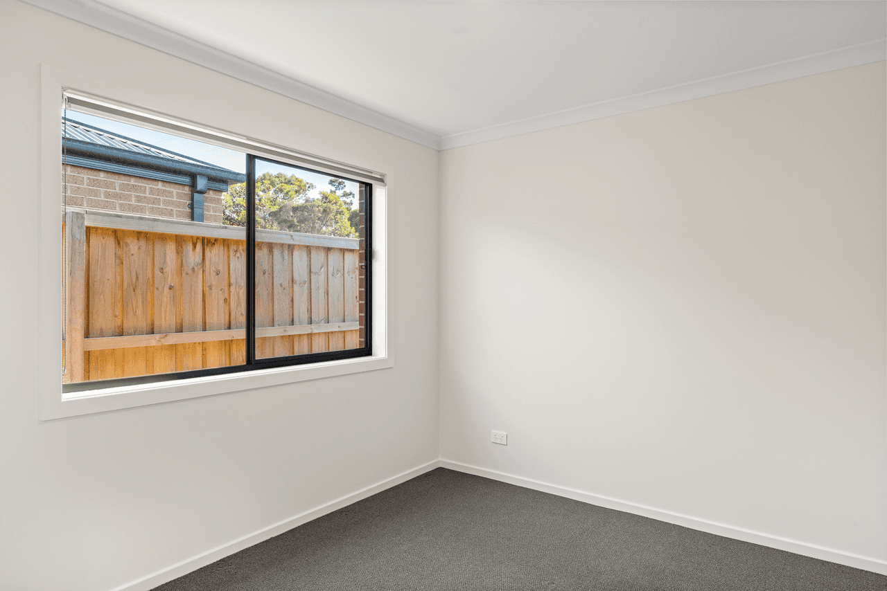 102 Pembrey Loop, COWES, VIC 3922