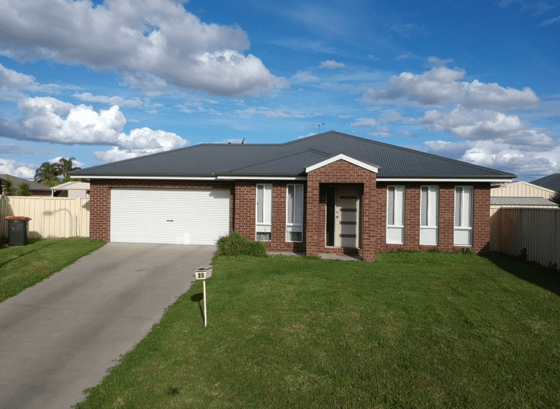 35 Franco Drive, GRIFFITH, NSW 2680