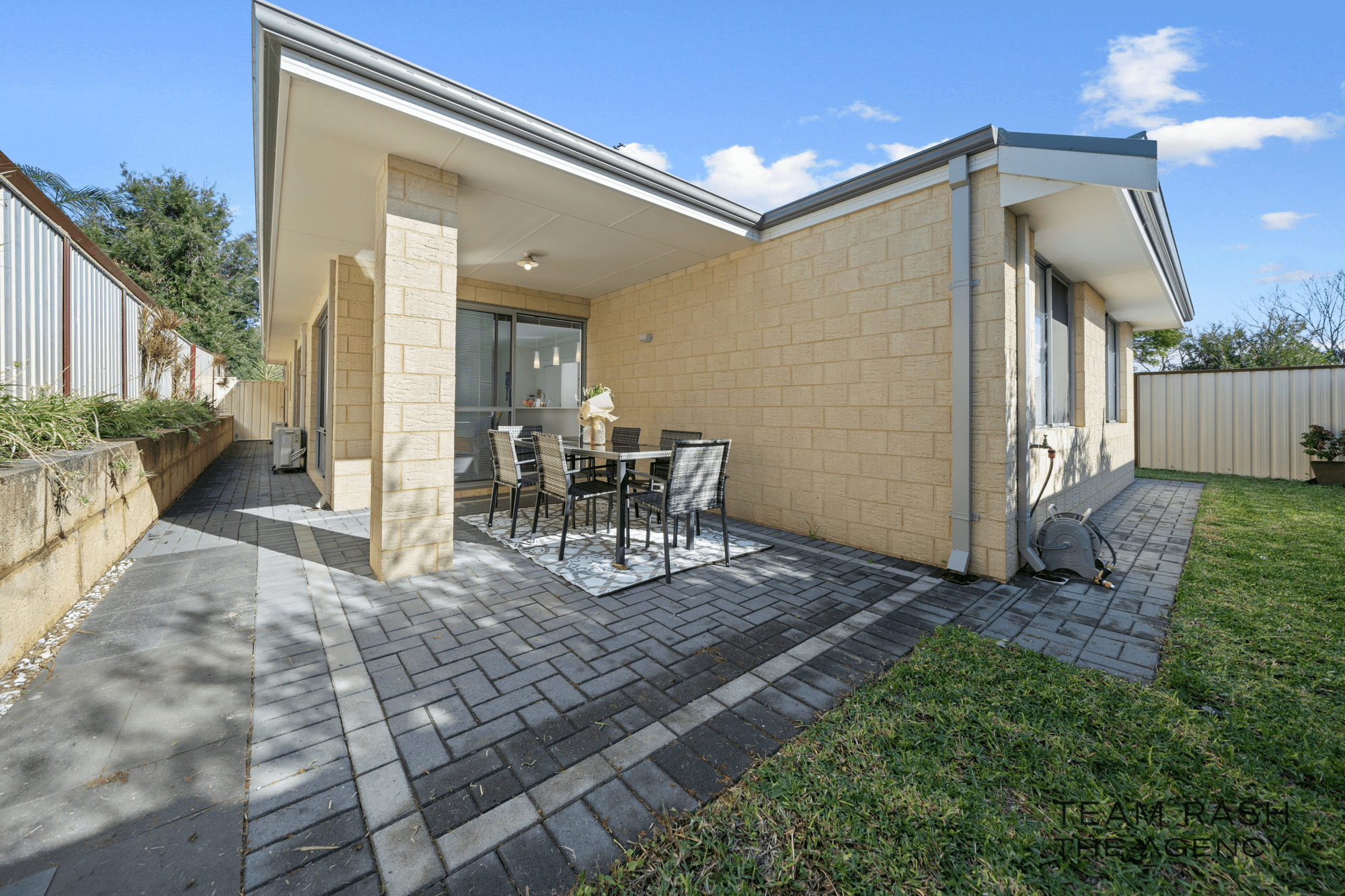 1 The Close, Swan View, WA 6056