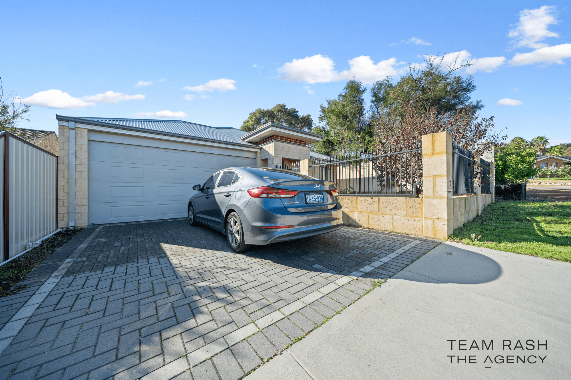 1 The Close, Swan View, WA 6056