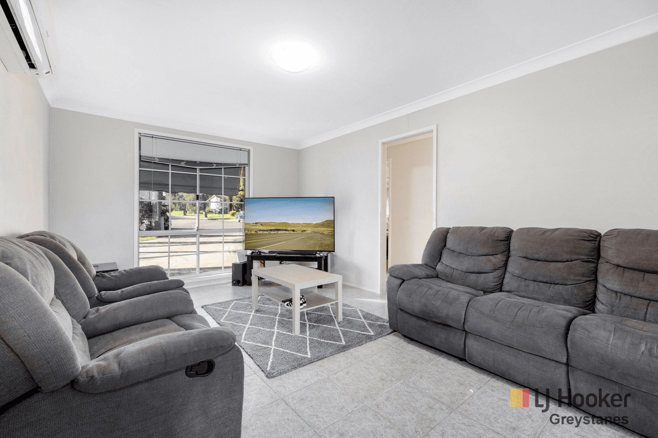 13 Bainton Place, DOONSIDE, NSW 2767