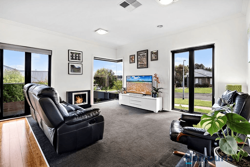 20 Holmsgarth Court, Brown Hill, VIC 3350