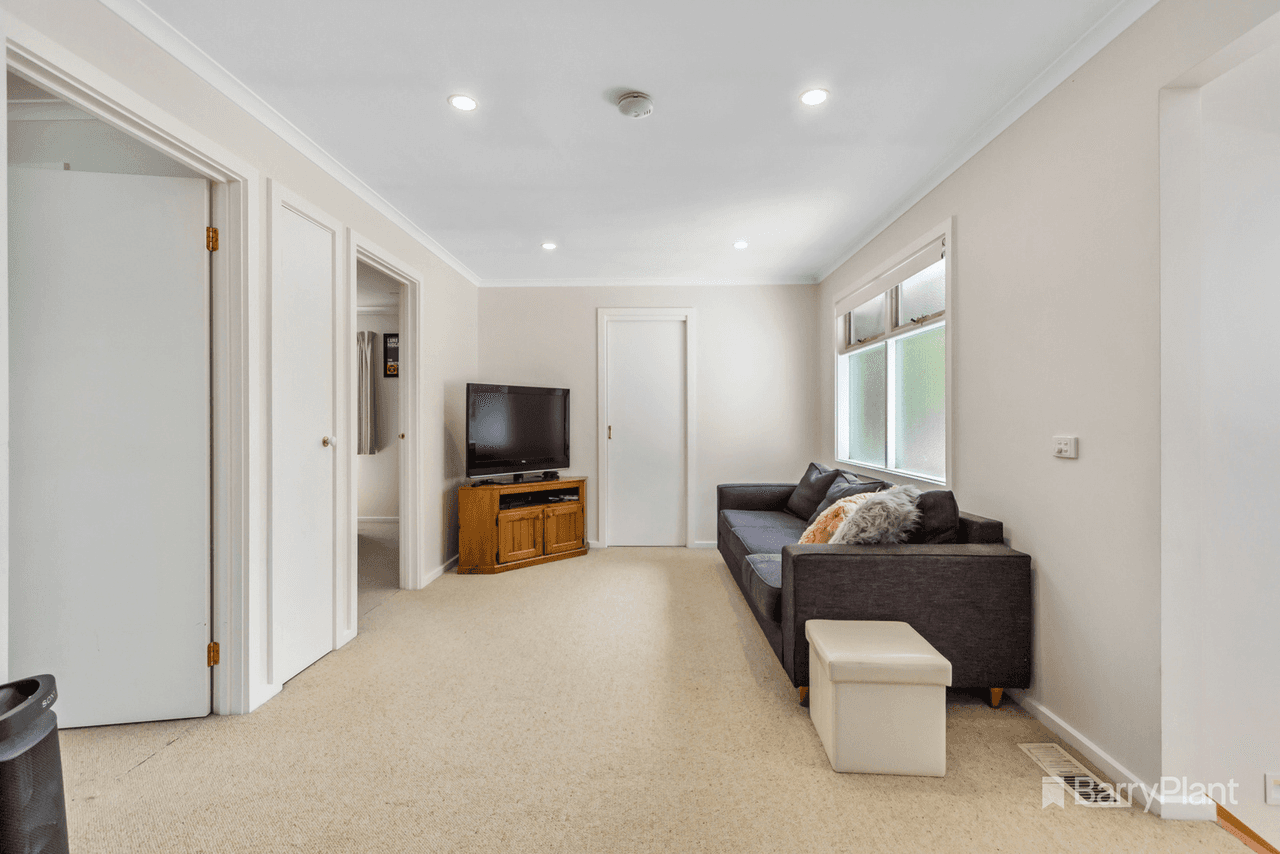 2 Shalimar Crescent, Boronia, VIC 3155